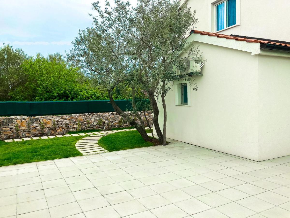 Holiday Home Liberta Krnica Zewnętrze zdjęcie