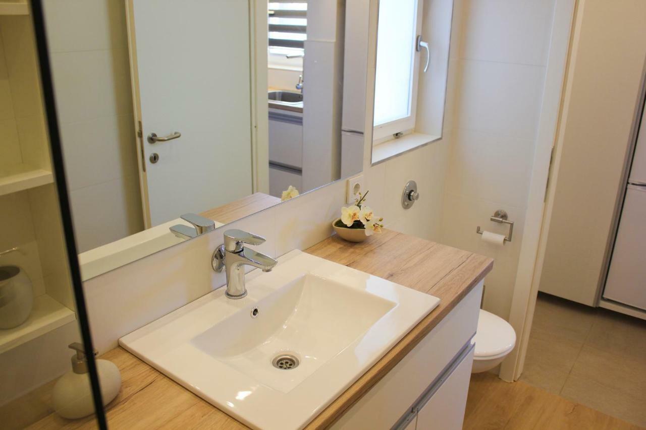 Holiday Home Liberta Krnica Zewnętrze zdjęcie