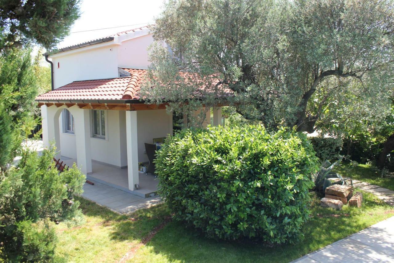 Holiday Home Liberta Krnica Zewnętrze zdjęcie